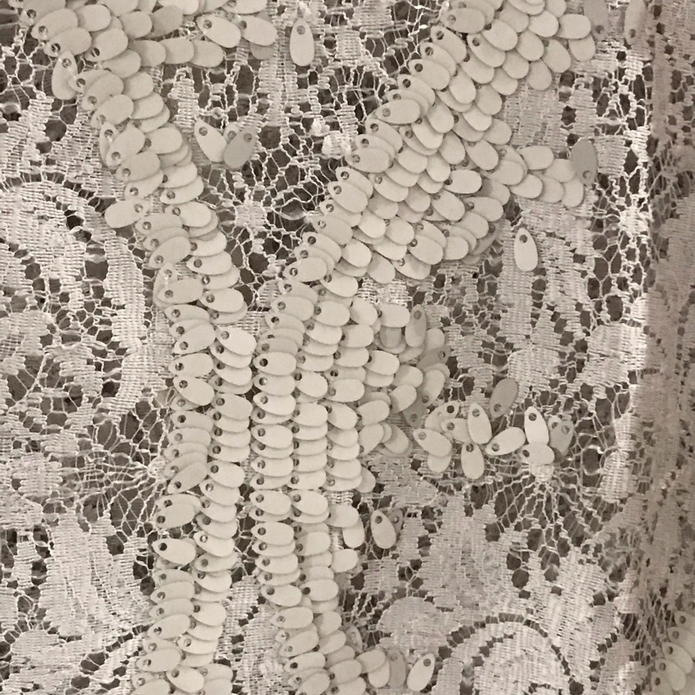 JENN. Cream Cropped Matte Sequin Top Size Large - Picture 3 of 8